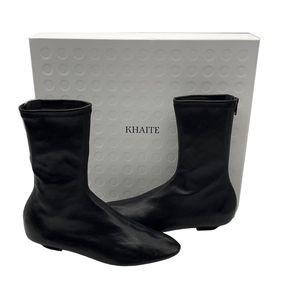 KHAITE BLACK LEATHER APOLLO ANKLE BOOTS - Picture 8 of 8